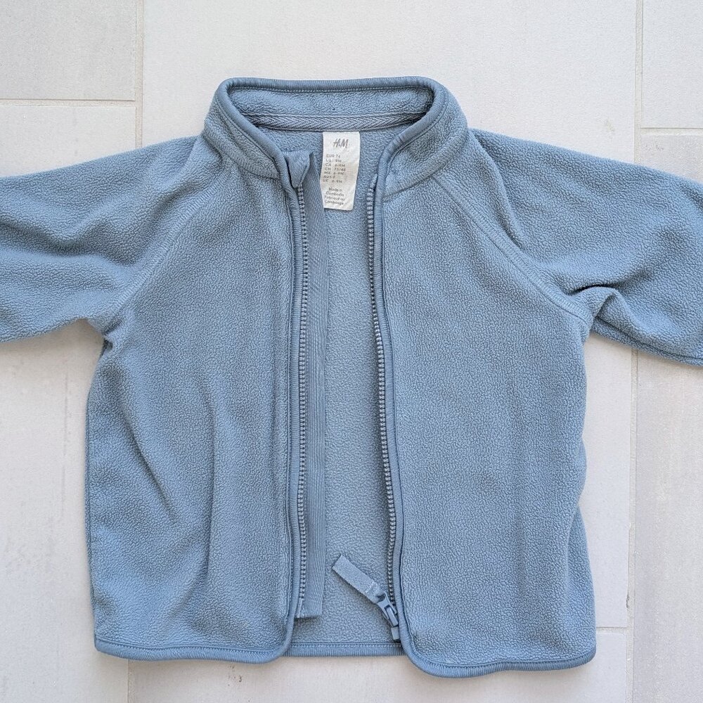 (4/$20) H&M - Fleece Jacket - Picture 8 of 9